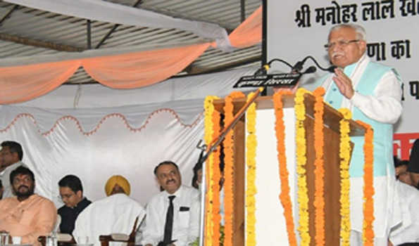 पीडि़तों और वंचितों को न्याय दिलाने के लिए वकील आगे आएं: खट्टर