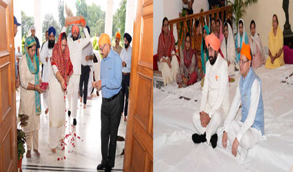 राज्यपाल पद पर नियुक्ति के दो वर्ष पूर्ण होने पर गुरमीत ने कराया अखंड पाठ