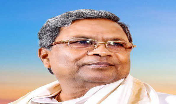 भारत में मनुस्मृति लागू करने की साजिश: सिद्दारमैया