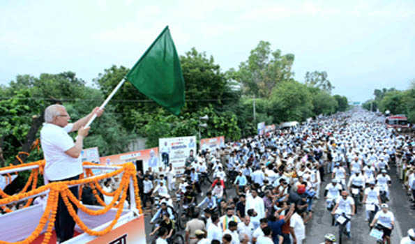 नशा मुक्त हरियाणा बनाना सरकार का लक्ष्य: खट्टर