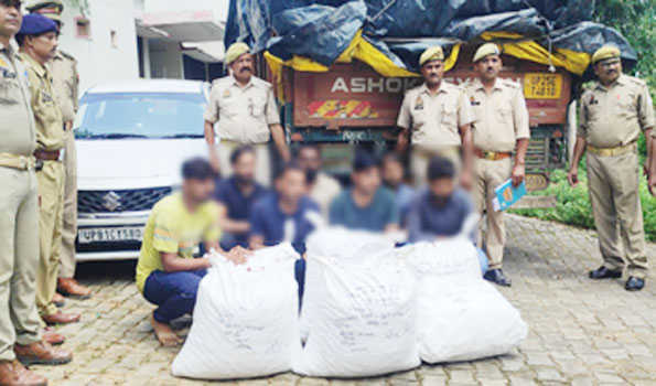 सोनभद्र में सात तस्कर गिरफ्तार, 17 लाख का अवैध गांजा बरामद