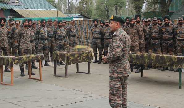 Lt Gen Dwivedi visits LoC, RR formation in Kashmir to review operational preparedness