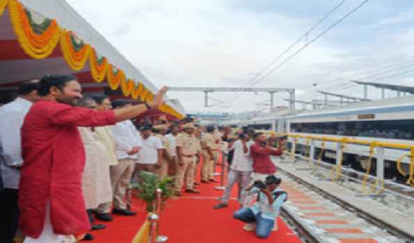 Kishan Reddy expresses gratitude to PM Modi for flagging off Kacheguda-Yesvantpur Vande Bharat