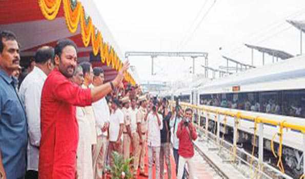 काचीगुडा-यशवंतपुर वंदे भारत को हरी झंडी दिखाने पर मोदी का जताया आभार