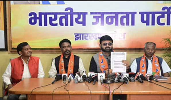 उच्च न्यायालय में दायर अपनी याचिका  में  मुख्यमंत्री ने जानबूझ कर छोड़ा डिफेक्ट , मामलों को लटकाने की साजिश :प्रतुल शाहदेव