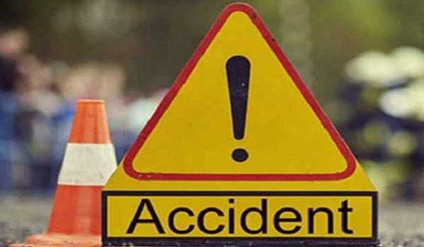 Two die, 15 injured in road accident in Kolhapur's Ratnagiri