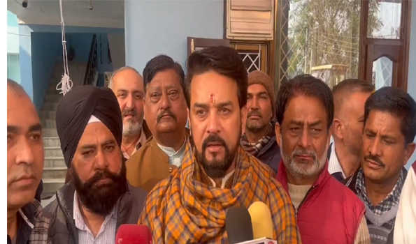 कांग्रेस की मोहब्बत की दुकान पर मिल रही नफरतः अनुराग