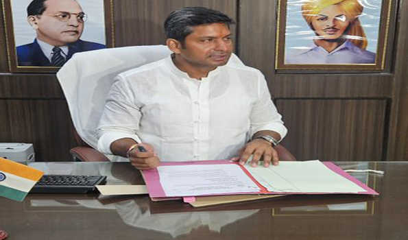 दिल्लीवासियों को स्वच्छ जल उपलब्ध कराना हमारी प्राथमिकता : मिश्रा