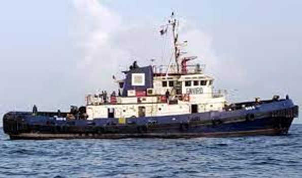 पाकिस्तानी नौसेना ने अरब सागर में फंसे नौ भारतीय नागरिकों को समय पर मदद करके भारी राहत पहुंचायी
