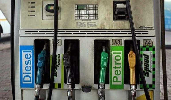 पेट्रोल और डीजल की कीमतें स्थिर