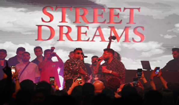डिवाइन और करण औजला ने अपना नवीनतम अल्बम 'स्ट्रीट ड्रीम्स' रिलीज किया