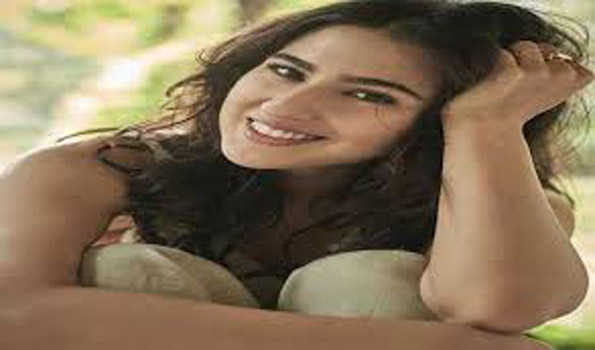 सारा अली खान की फिल्म 'ऐ वतन मेरे वतन' का टीजर रिलीज