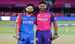 दिल्ली कैपिटल्स ने टॉस जीतकर पहले गेेंदबाजी का फैसला किया