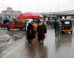 کشمیر میں بارشوں کا سلسلہ جاری، شبانہ درجہ حرارت میں گراوٹ