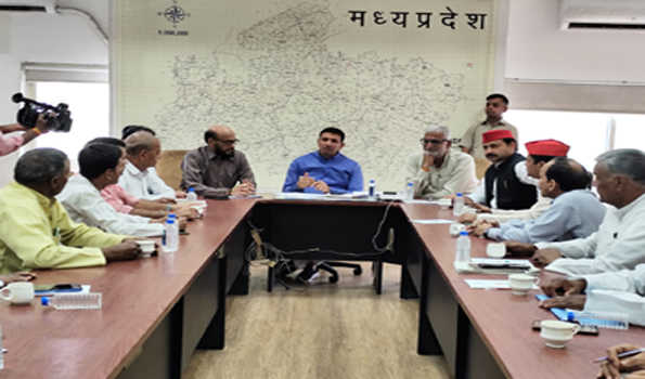 मध्यप्रदेश : 'इंडिया' गठबंधन के दलों की कांग्रेस मुख्यालय में बैठक