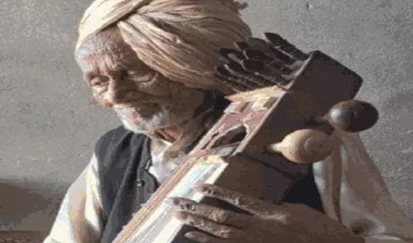 सारंगी वादक मामन खान हुए सुपुर्द-ए-खाक