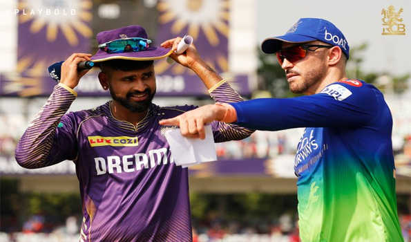 रॉयल चैलेंजर्स बेंगलुरु ने टॉस जीतकर पहले गेंदबाजी करने का किया फैसला
