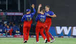 हैदराबाद पर 35 रनों की जीत के साथ बेंगलुरू ने प्लेऑफ की उम्मीद को रखा जिंदा