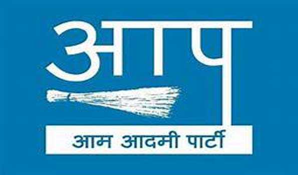 केजरीवाल को फँसाने के लिए रचा षड्यंत्र, मालीवाल को बनाया मोहरा
