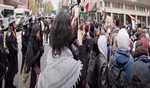 पुलिस ने फ़िलिस्तीन समर्थक विरोध प्रदर्शनों के बीच न्यूयॉर्क में कोलंबिया विश्वविद्यालय के आसपास घेराबंदी की