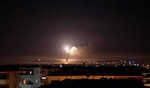 सीरिया के दमिश्क में इजरायली हवाई हमले में आठ सैनिक घायल