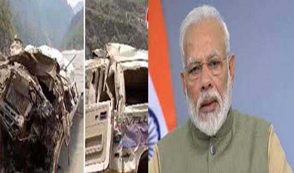 युवा ट्रैकरों का वाहन खाई में गिरने से 14 की मौत, मोदी ने जताया शोक