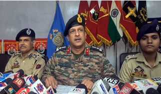 ہادی پورہ رفیع آباد میں سیکورٹی فورسز کے ساتھ تصادم میں دو پاکستانی ملی ٹینٹ مارے گئے: فوجی کمانڈر