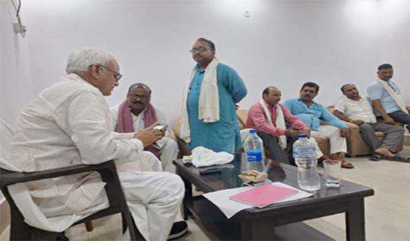 वर्तमान सरकारें आम जनता के विकास के प्रति गम्भीर नहीं : बाबूसिंह कुशवाहा