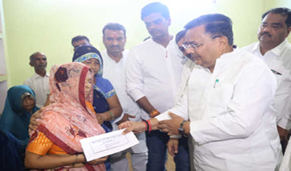 अखिलेश यादव हो चुके हैं हताश और निराश: जयवीर सिह