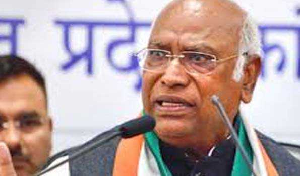 मोदी सरकार ने अर्थव्यवस्था को कर दिया बर्बाद : खरगे