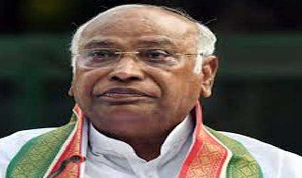 जनता के मुद्दे उठाकर पांच साल में बनना है लोगों की पहली पसंद : खरगे