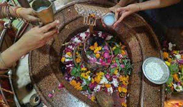 महाशिवरात्रि की धूम, हर तरफ ‘हर-हर बम बम’