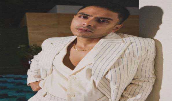 आदर्श गौरव पहली बार करेंगे रैंप वॉक, तरुण तहिलियानी के शो में करेंगे डेब्यू