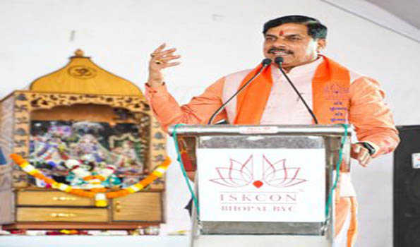 प्रकृति से प्रेम, संस्कृति का सम्मान और मित्रता का महत्व प्रतिपादित करते है भगवान श्रीकृष्ण: यादव
