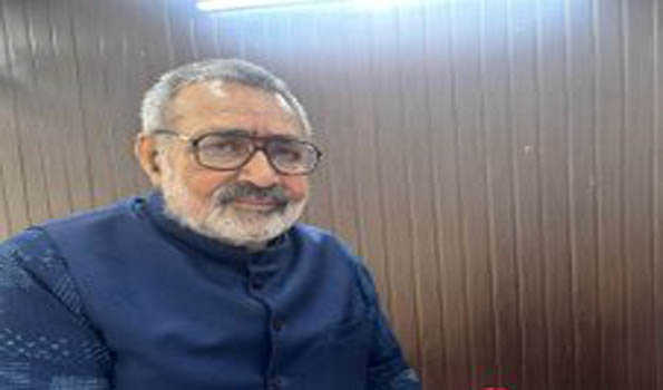 लालू के डीएनए में लूट, बलात्कार, डकैती : गिरिराज