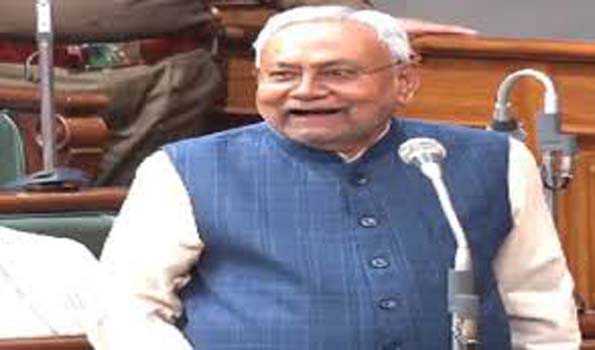  भाजपा के साथ बने रहेंगे, राजद से हाथ मिलाने का सवाल नहीं : नीतीश