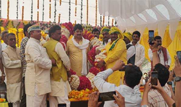 जातिवाद के जरिये हिंदू समाज को कमजोर करने का हो रहा है प्रयास: राजा भैया