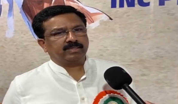 कांग्रेस सांसद ने कर्नाटक में मुस्लिम ठेकेदारों को आरक्षण देने की आलोचना को लेकर किया मोदी पर हमला