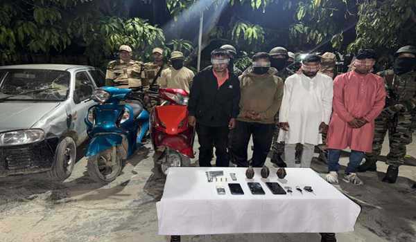 मणिपुर में 11 उग्रवादी गिरफ्तार