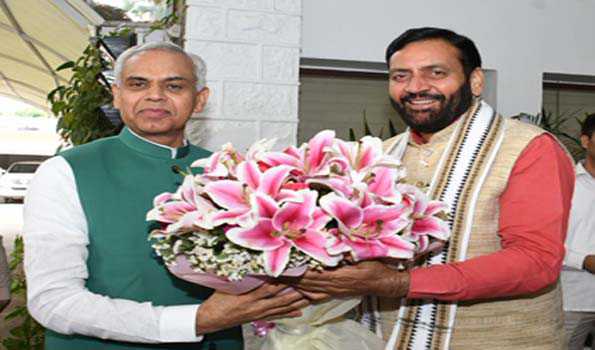 सैनी ने देवव्रत का किया अभिनंदन