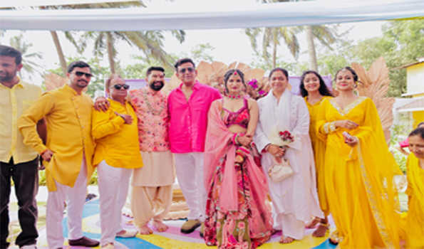 भोजपुरी अभिनेत्री पूनम दुबे ने गोवा में रचाई शादी
