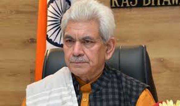 उत्तरी कमान प्रमुख ले. जनरल ने सिन्हा को दी सुरक्षा परिदृश्य की जानकारी