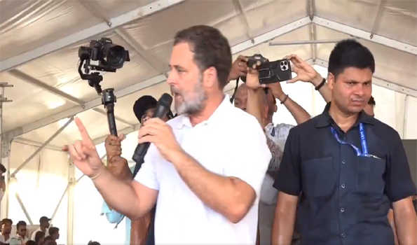 प्रधानमंत्री मोदी जाति जनगणना के खिलाफ, कांग्रेस के दबाव में झुके : राहुल