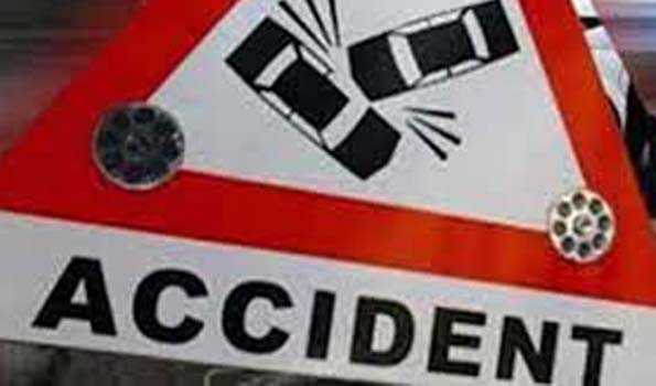 कोंडागांव सड़क हादसे में तीन की मौत, 18 घायल