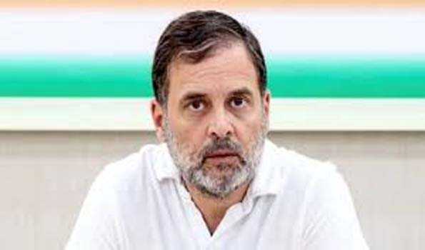 राहुल ने चुनाव आयोग पर किया तीखा प्रहार